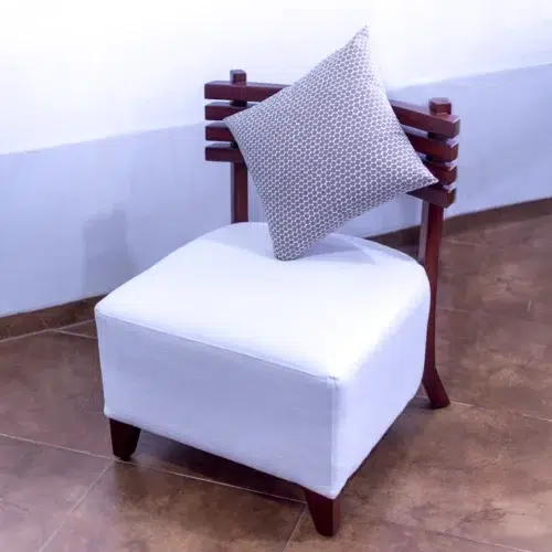 Poltrona Rigel – Detalles que Enamoran y Elegancia Atemporal