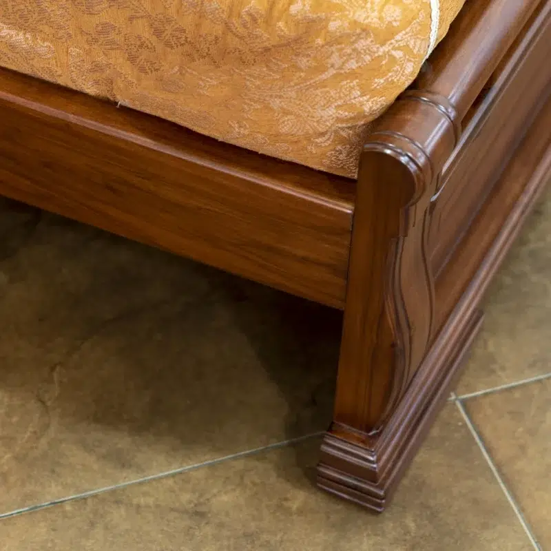 Cama Continental de 2 1/2 Plazas – Elegancia, Resistencia y Estilo Artesanal - Imagen 4